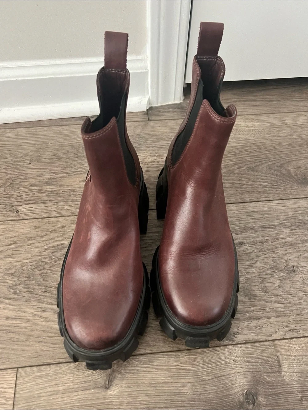 Gianni Bini Women's Leather Chelsea Ankle Boots in Burgundy